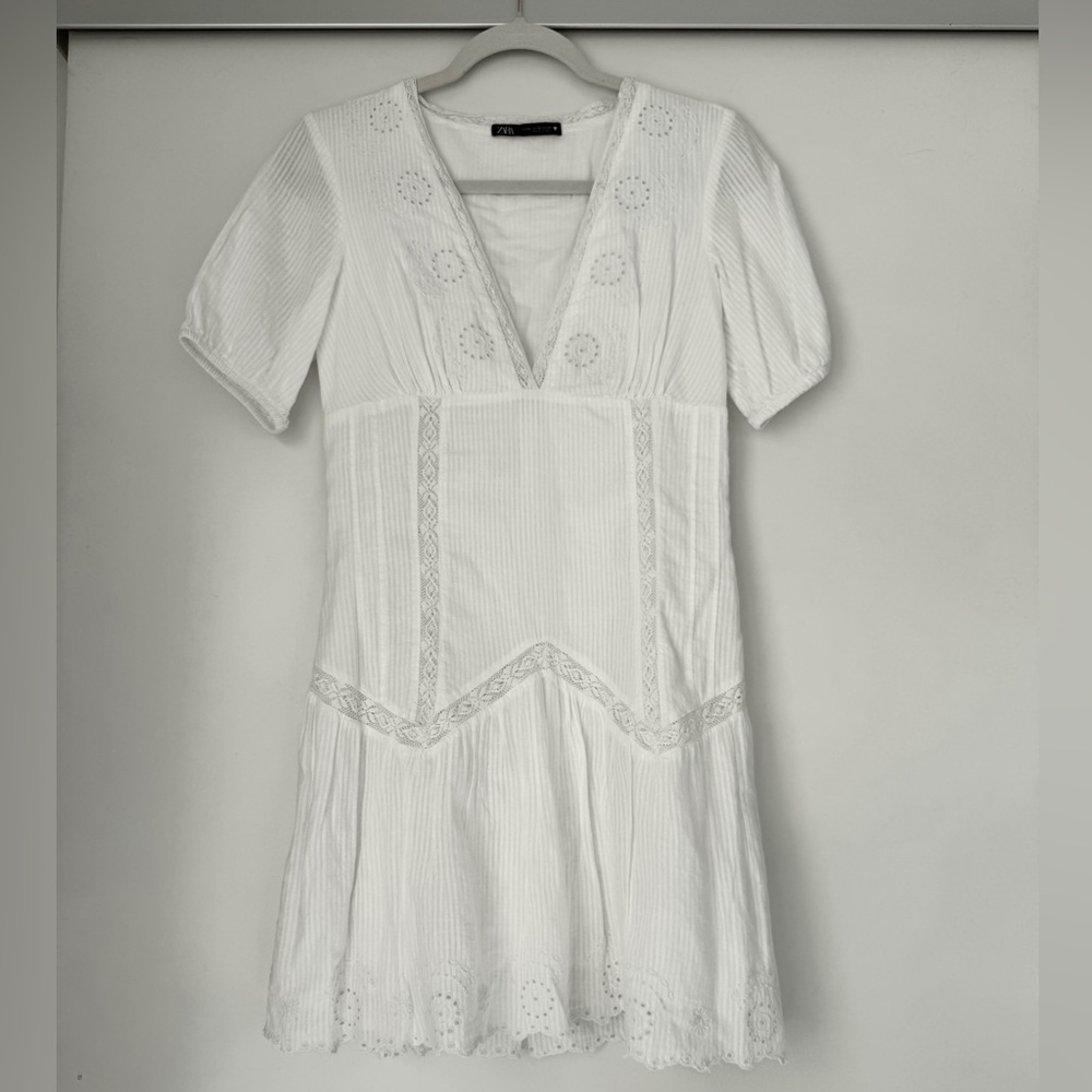 Zara White Embroidered Mini Dress